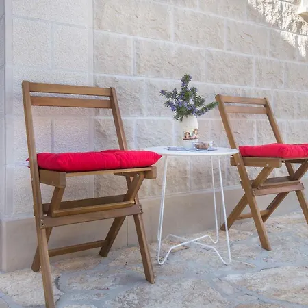 Jakov Apartamento *