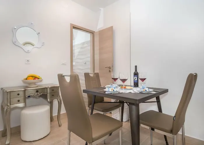 Apartamento Jakov *