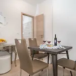 Apartment Jakov *