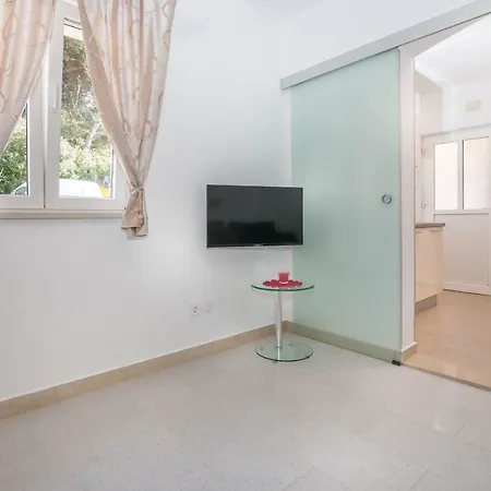 Apartment Jakov *
